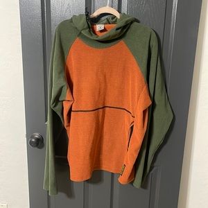 Melanzana microgrid 2020 hoodie thyme